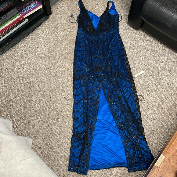 New Sue Wong beaded gown - Picture 11 of 12